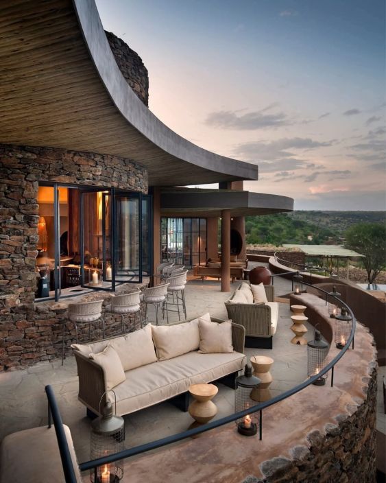 Uganda Wildlife Safari Packages